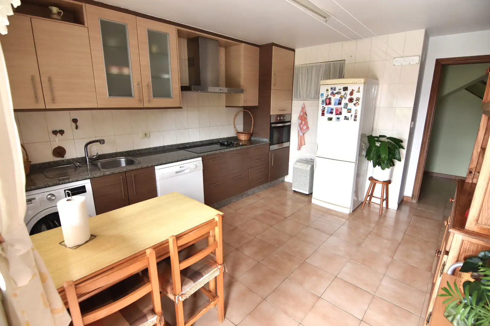 Cocina de Casa o chalet en venta en Oleiros con Calefacción, Jardín privado y Parquet
