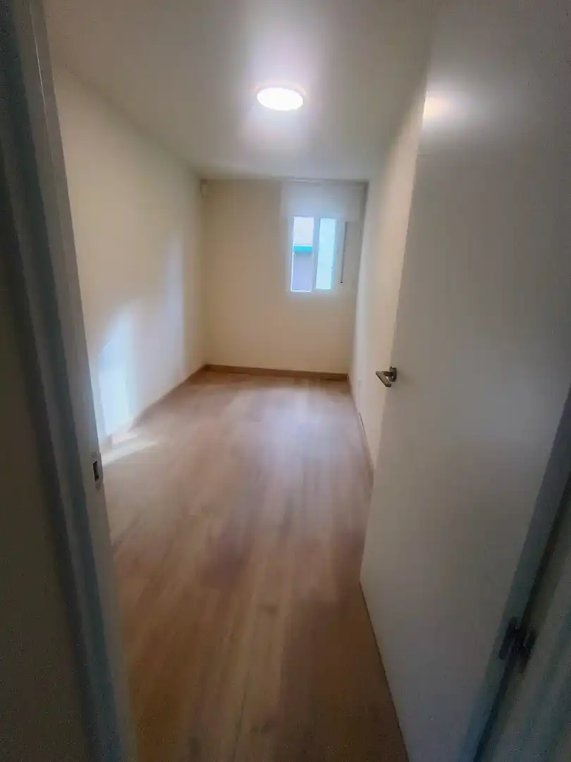 Bedroom of Flat for sale in Madrid