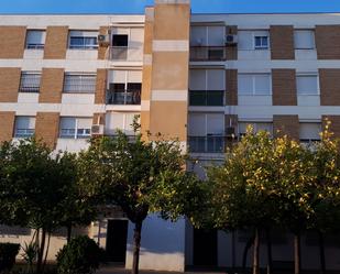 Exterior view of Flat for sale in  Sevilla Capital