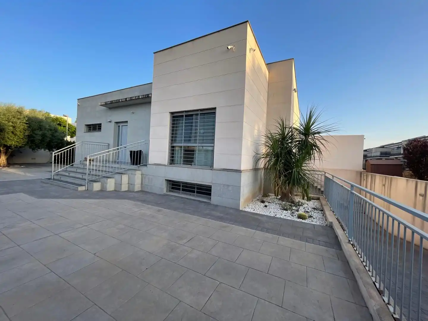 Exterior view of Houses for sale in Mutxamel  with Air Conditioner, Private garden and Storage room