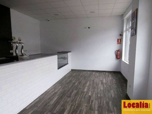 Local comercial en Alquiler en Cerezo - Aspla - Torres