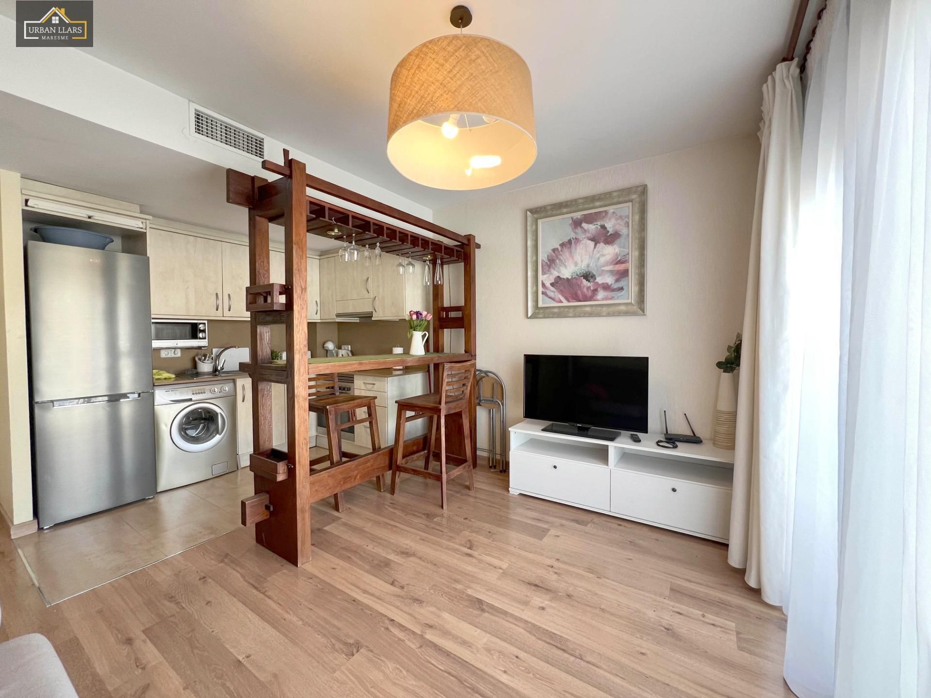 Living room of Flat for sale in Lloret de Mar  with Air Conditioner, Parquet flooring and Balcony