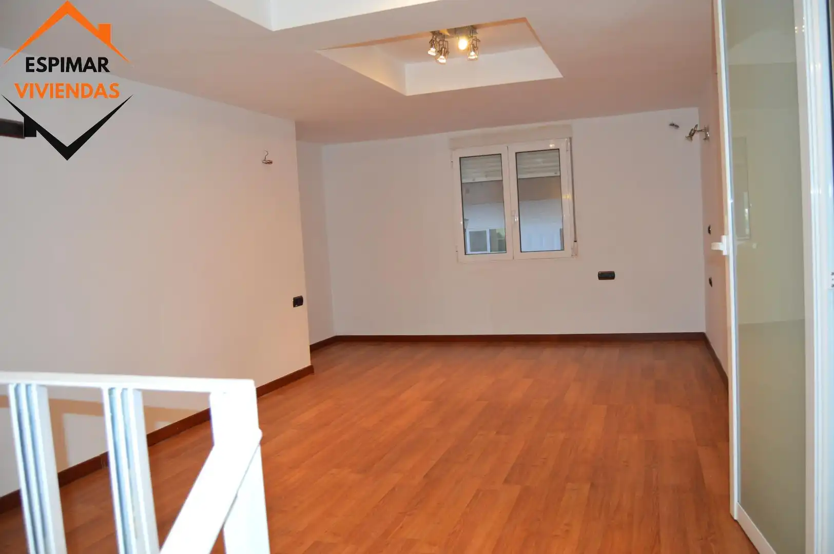 Büro zum Verkauf in Zaragoza