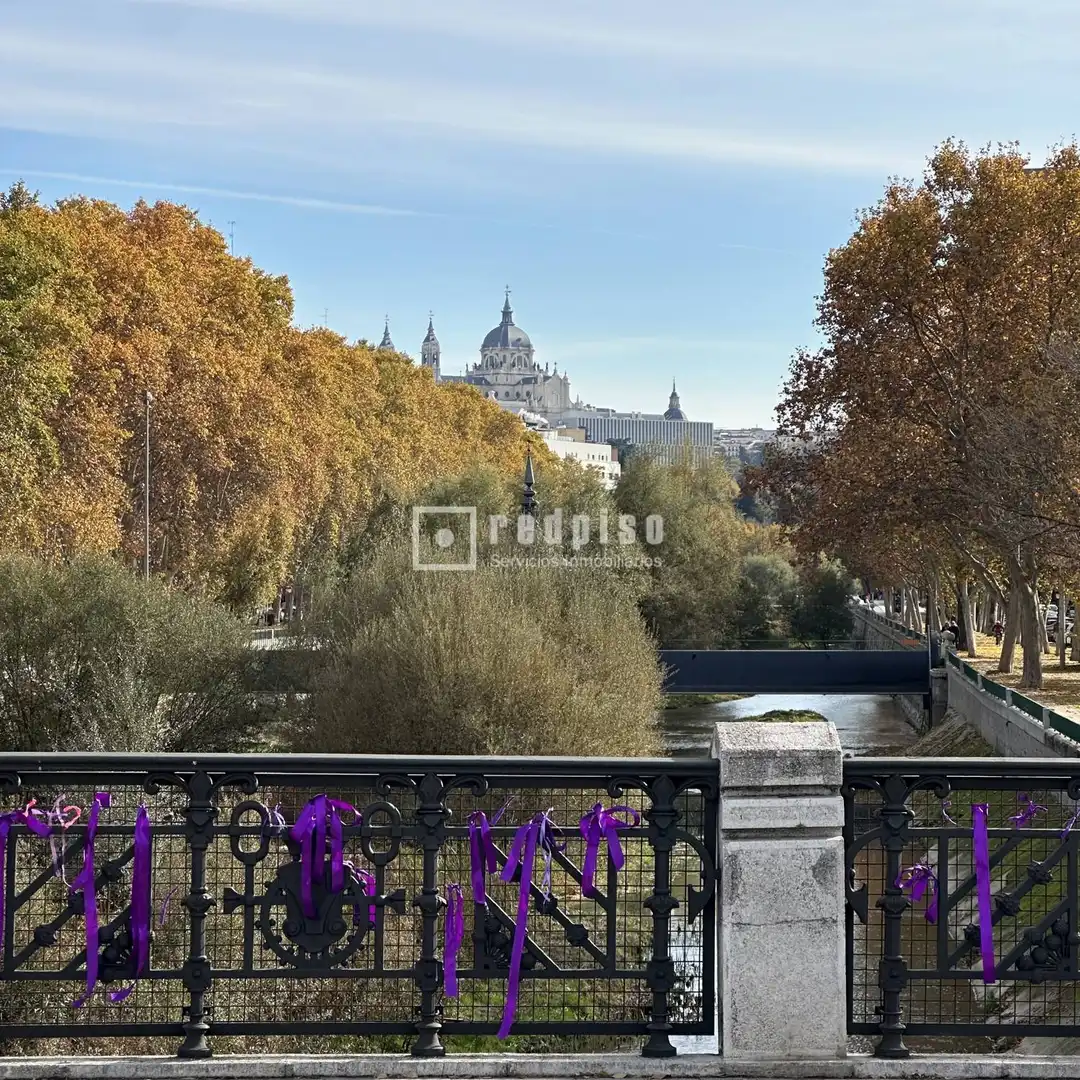 Vista exterior de Piso en venta en Madrid con Aire acondicionado, Calefacción y Jardín privado