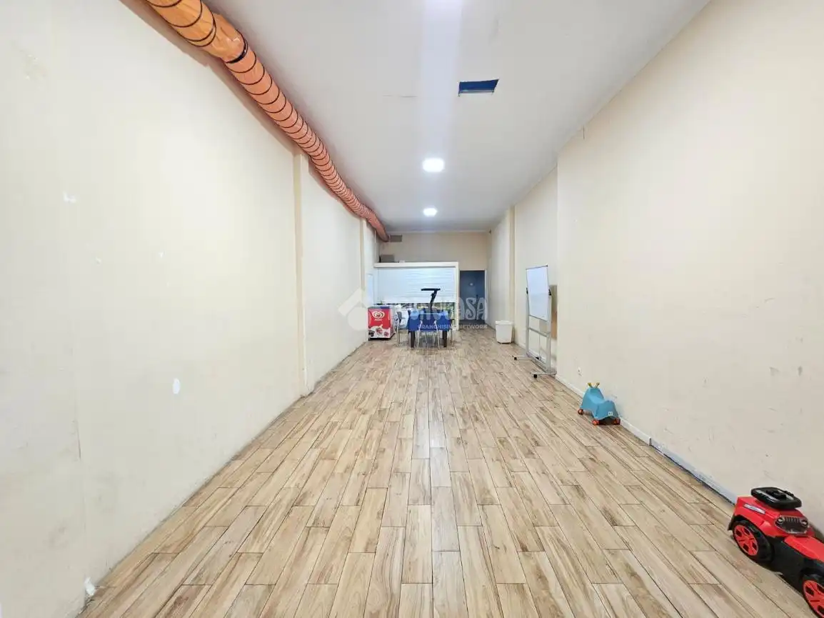 Local en venta en Carabanchel
