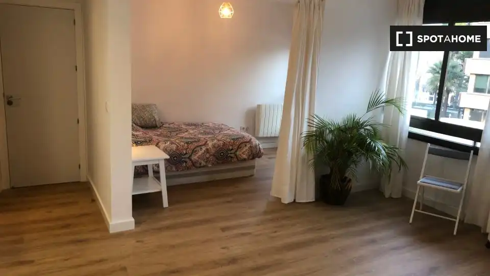 Room in Parque María Luisa -Giralda Sur