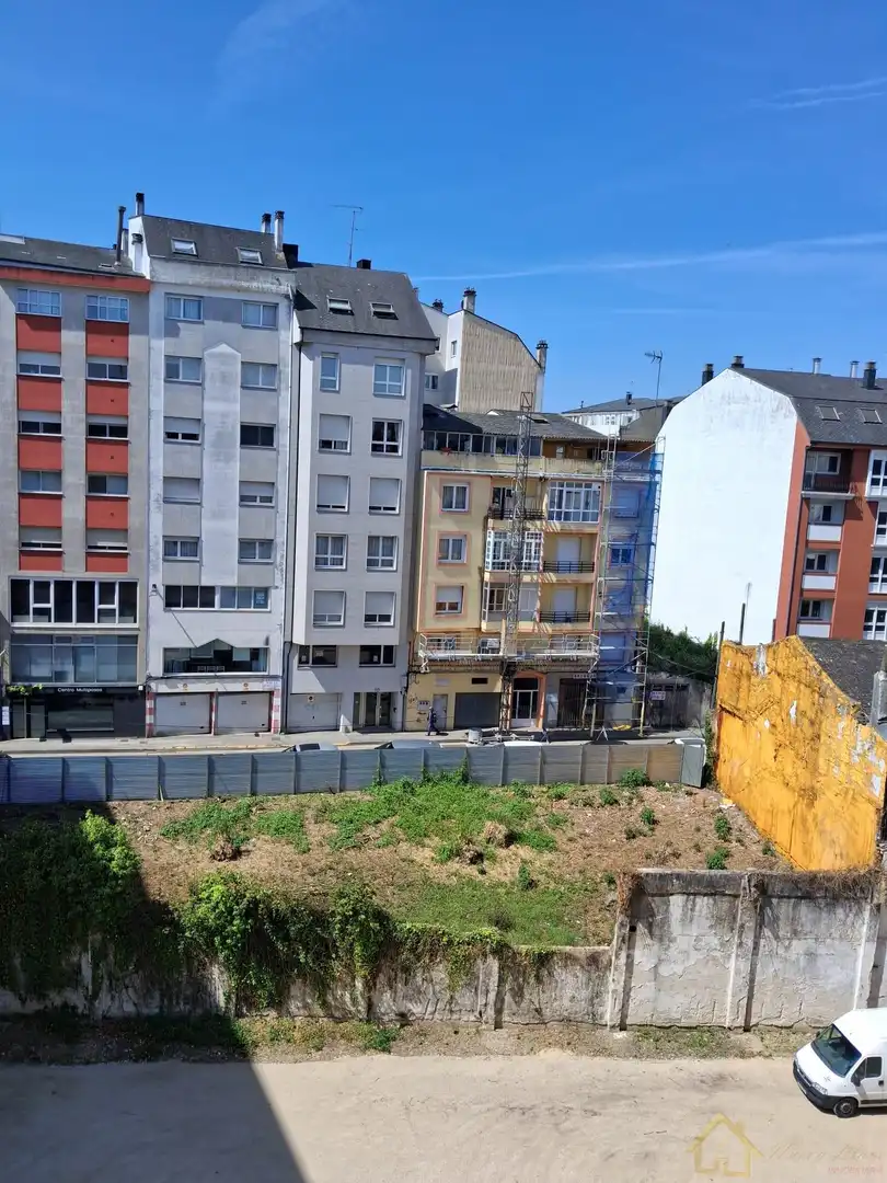 Vista exterior de Piso en venta en Lugo Capital con Calefacción, Terraza y Trastero