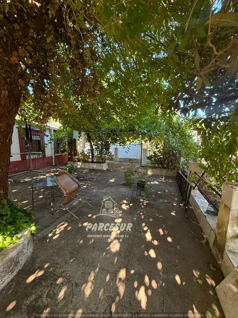 Terrassa de Casa o xalet en venda en Córdoba amb Traster i Piscina
