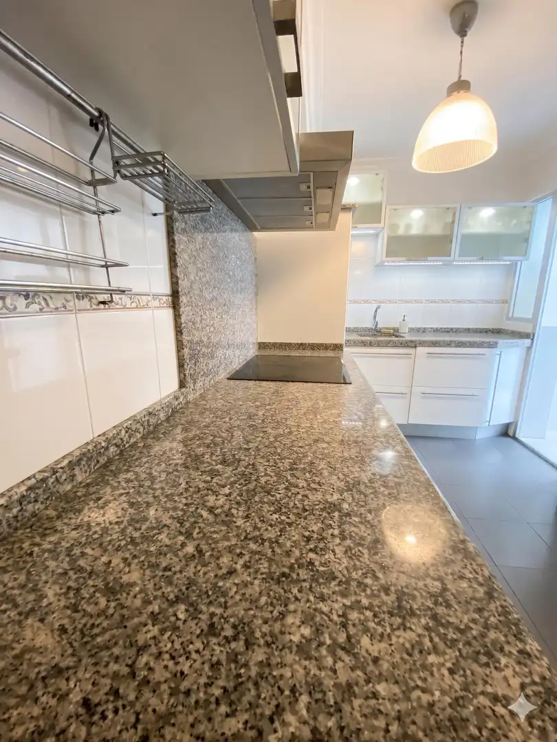 Kitchen of Flat for rent in Cáceres