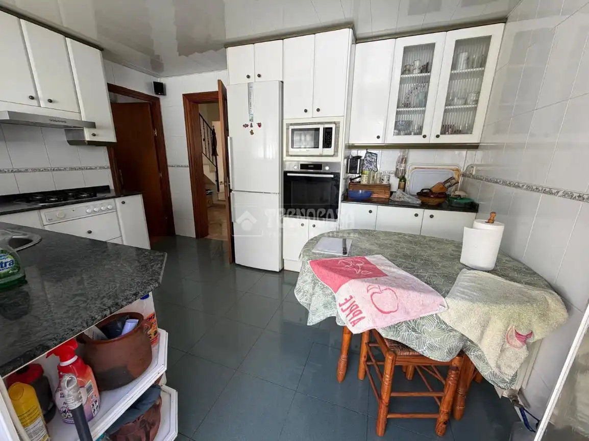 Cuina de Casa o xalet en venda en Castelldefels amb Aire condicionat, Calefacció i Terrassa