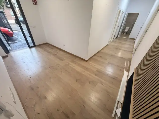 Business premises to rent in Urb. Belvalle, imagen 2