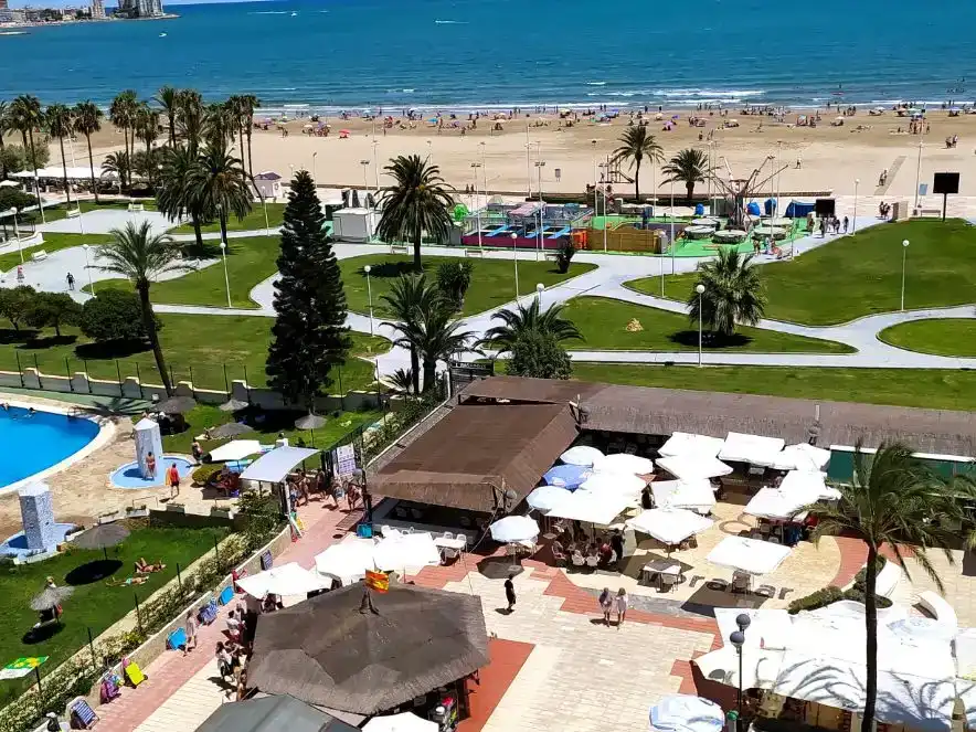 Apartamento de alquiler en Cullera con Piscina y Balcón