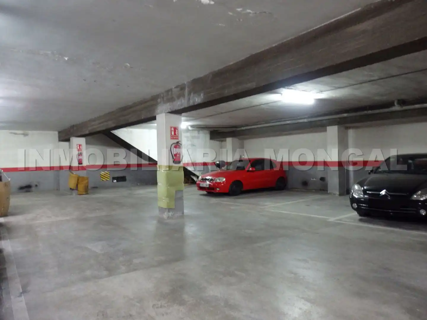 Einzelparkplatz zum Verkauf in Carrer Victòria 35, imagen 5