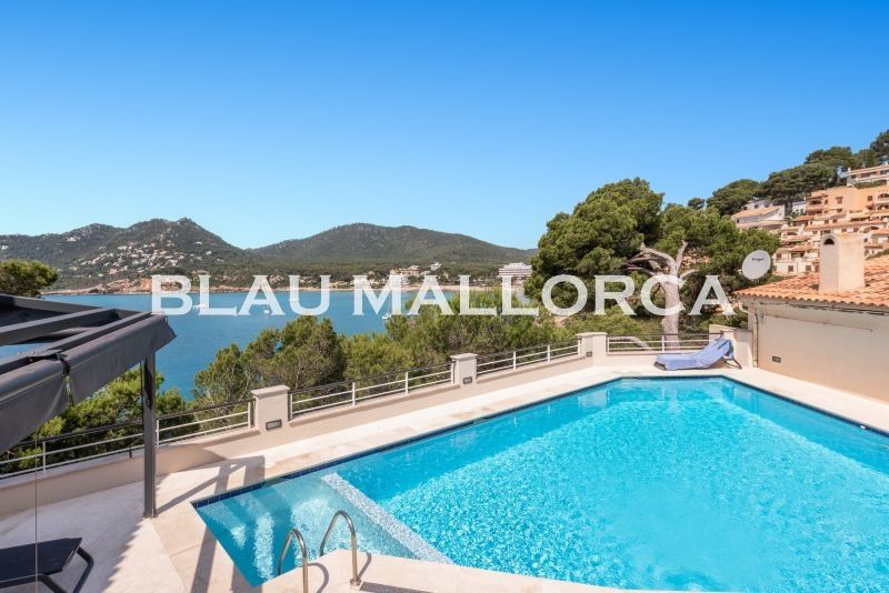 Swimming pool of Flat for sale in Capdepera