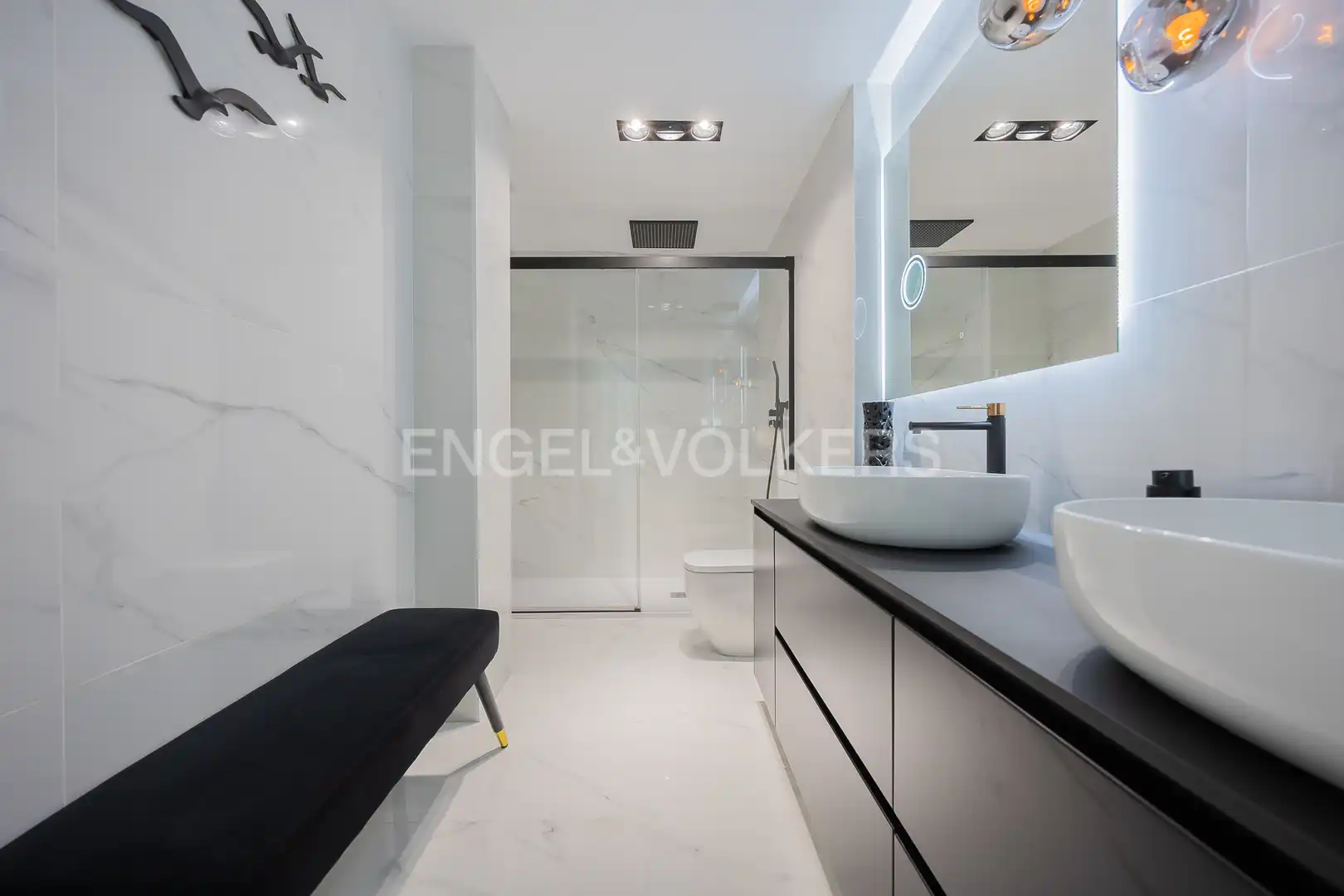 Baño de Casa adosada en venta en Larrabetzu con Aire acondicionado, Calefacción y Jardín privado