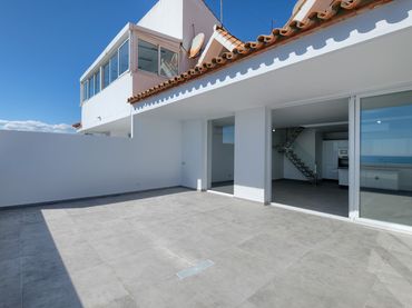 Apartament amb piscina en venda a Estepona Pueblo
