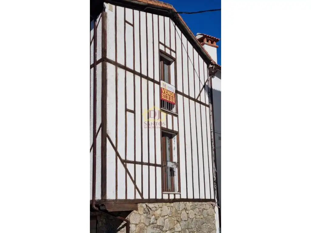 Außenansicht von Gebäude zum Verkauf in La Alberca 