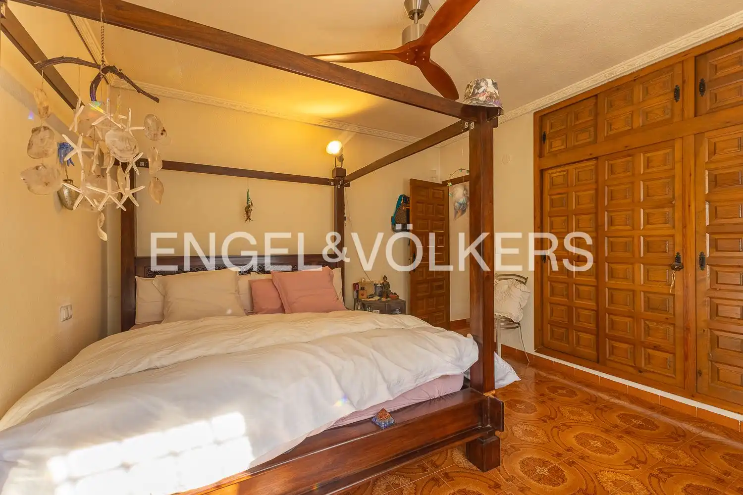 Habitación de Casa o chalet en venta en La Font d'en Carròs con Aire acondicionado, Calefacción y Jardín privado