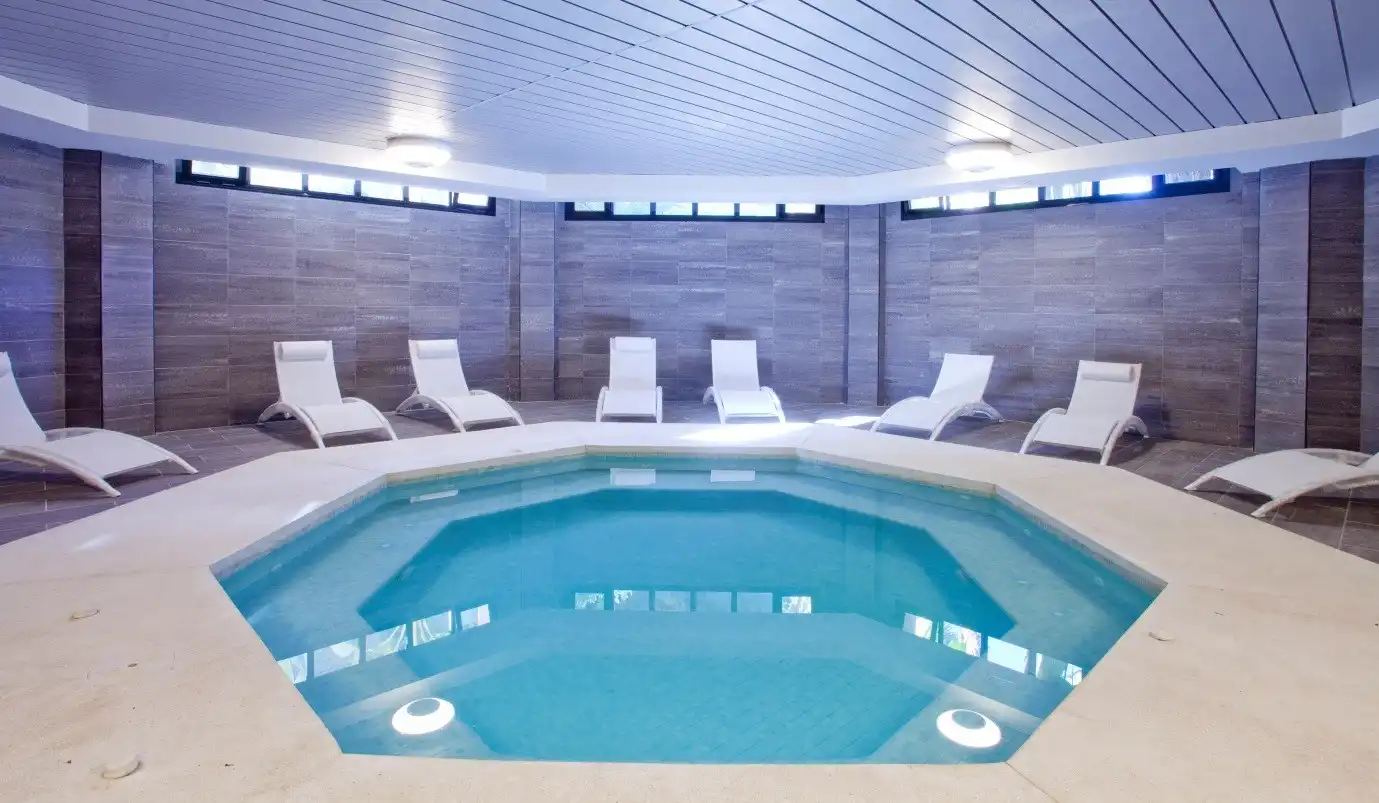 Apartament amb piscina en venda a Nueva Andalucía, imagen 10