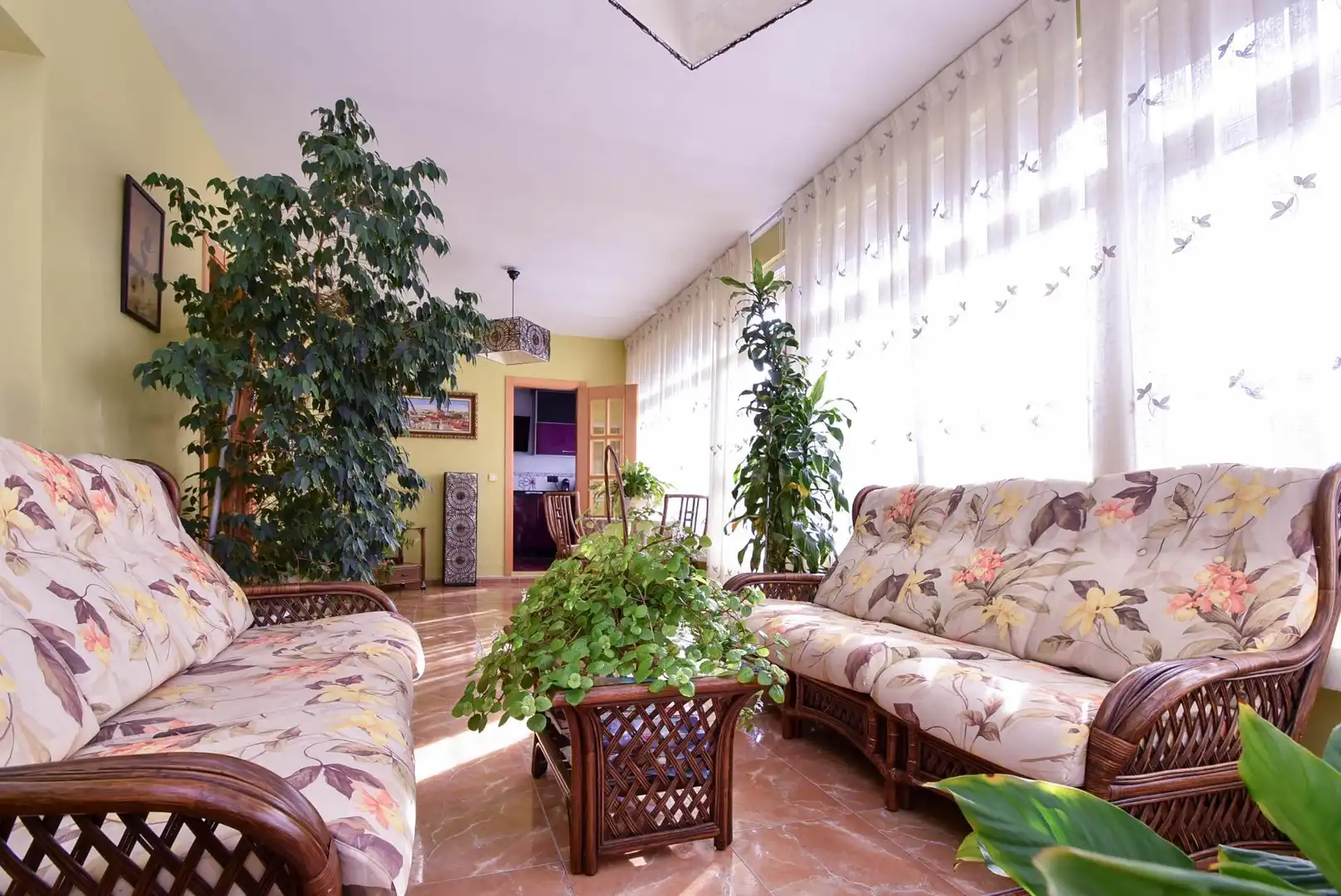Living room of Houses for sale in Illescas  with Air Conditioner, Private garden and Parquet flooring