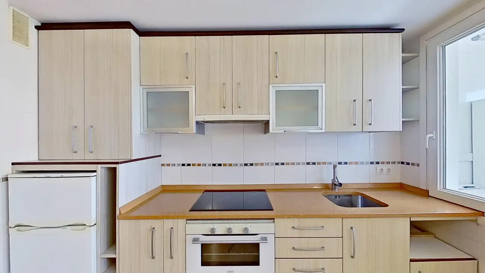 Cocina de Piso en venta en Santander con Calefacción, Parquet y Trastero