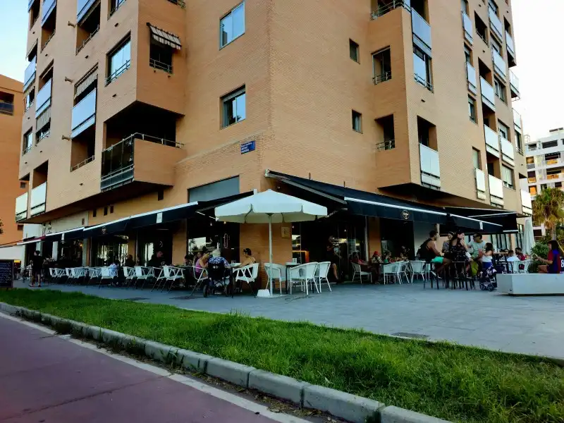 Locale commerciale in cessione a Calle Pacífico 3, imagen 11