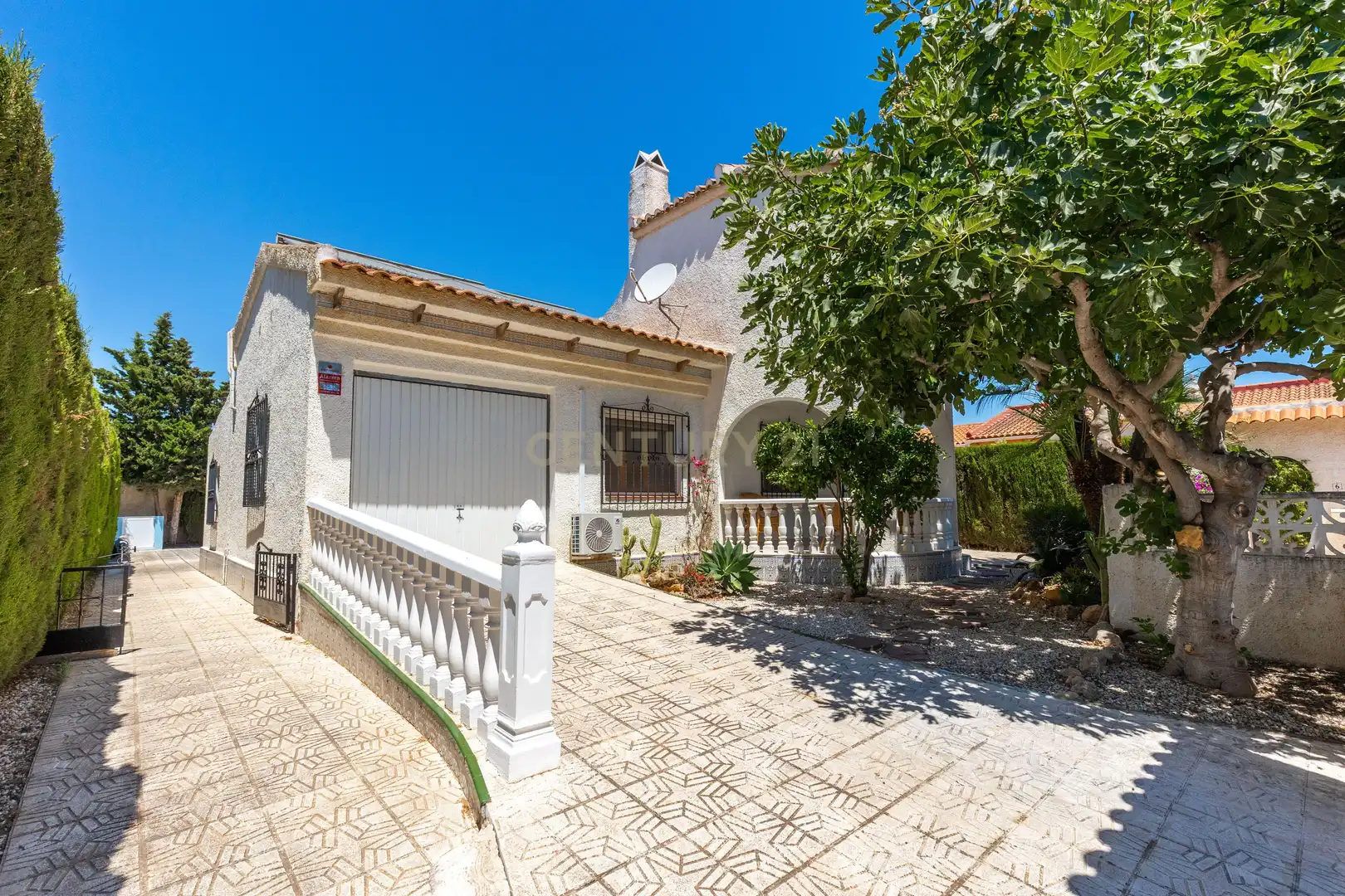 Vista exterior de Casa o chalet en venta en Los Alcázares con Aire acondicionado, Trastero y Piscina