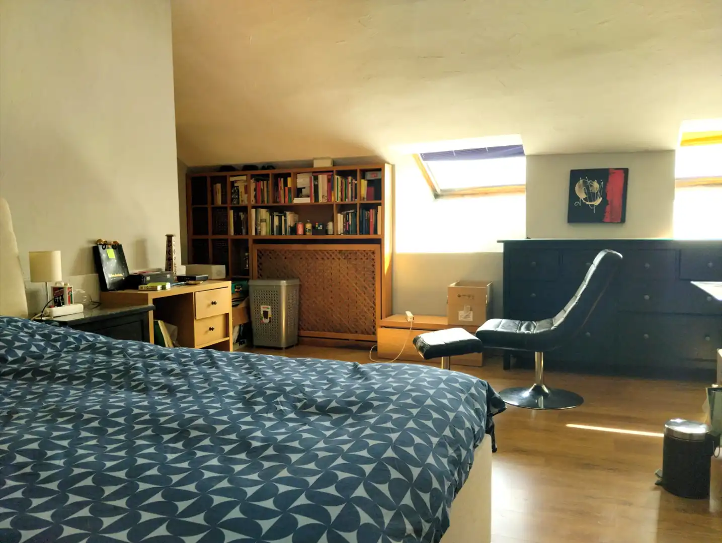 Habitación de Casa adosada en venta en San Lorenzo de El Escorial con Aire acondicionado, Calefacción y Jardín privado