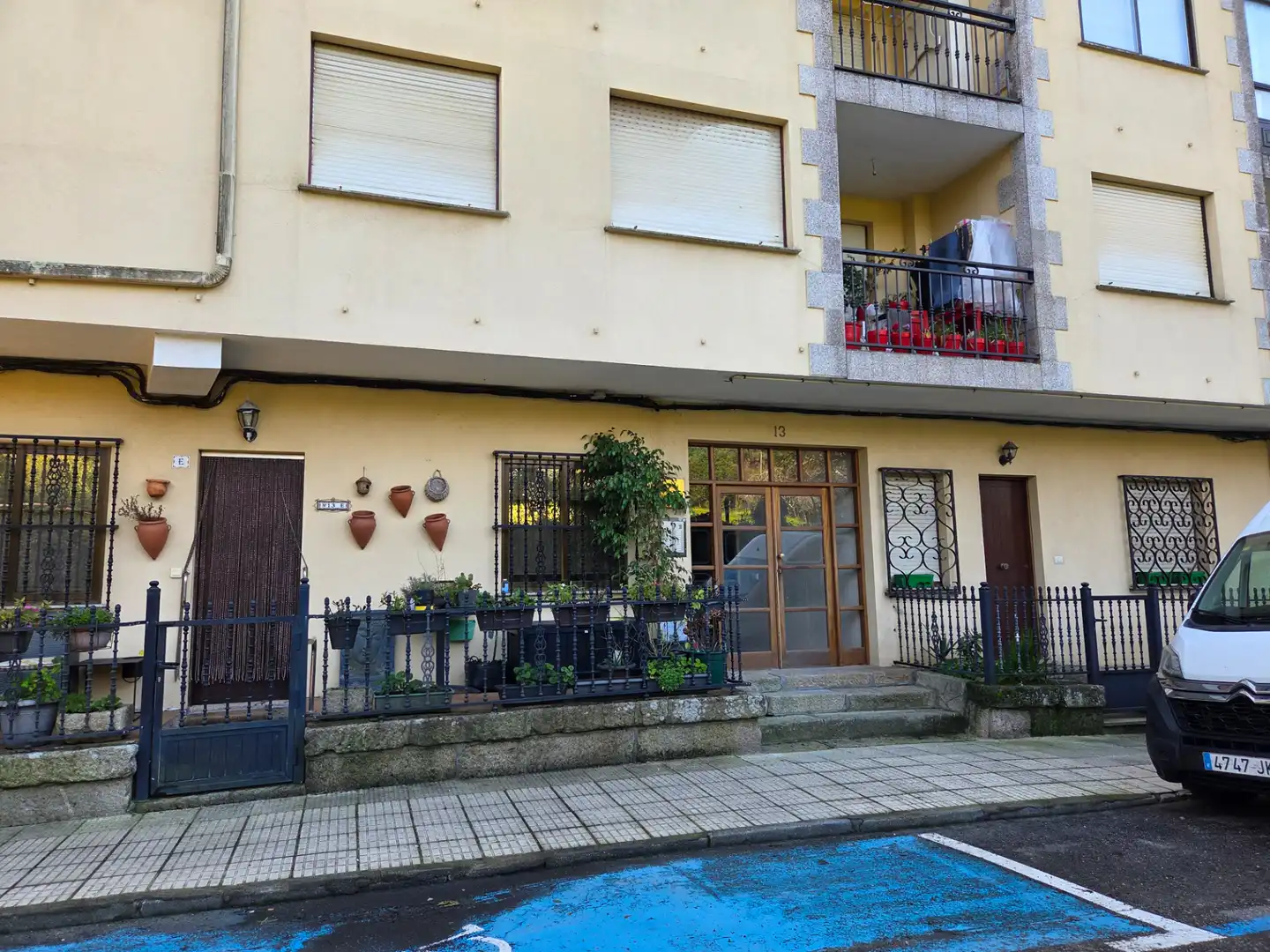 Außenansicht von Wohnungen zur Miete in Sanxenxo mit Terrasse, Möbliert und Ofen