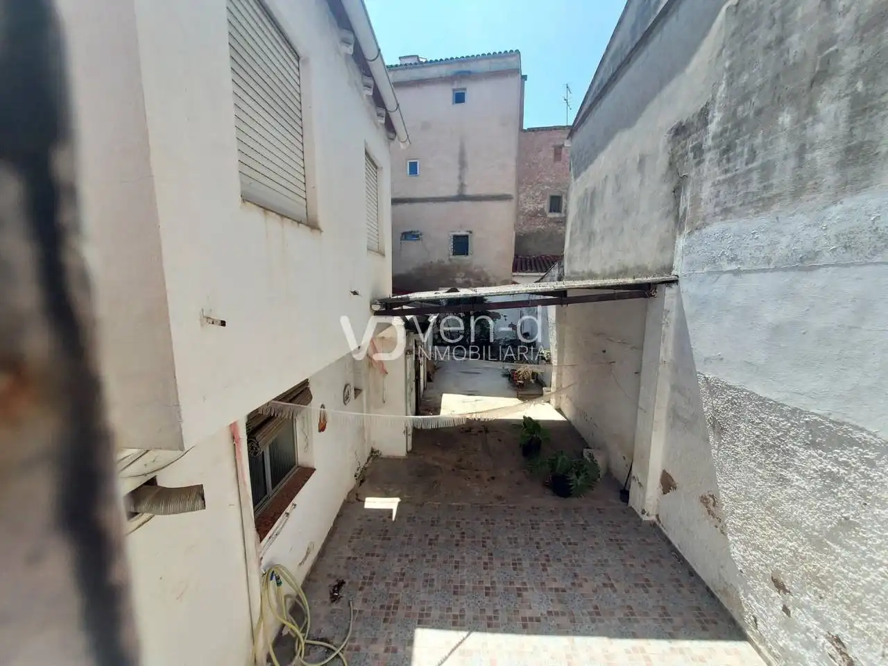 Vista exterior de Casa o xalet en venda en Enguera amb Calefacció, Jardí privat i Terrassa