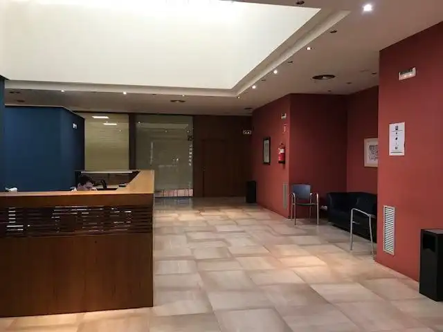 Oficina en venta en Tudela con Aire acondicionado y Amueblado