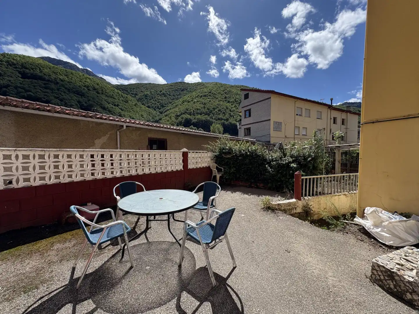 Terraza de Edificio en venta en Aller