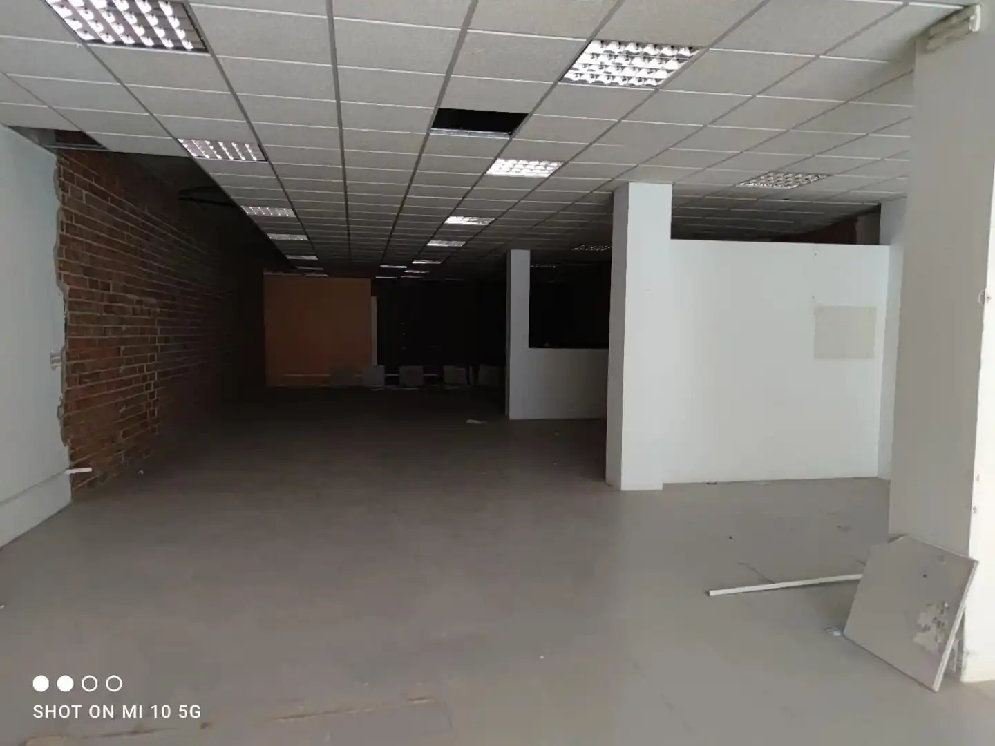 Local comercial de lloguer a Eixample Sud – Migdia, imagen 3