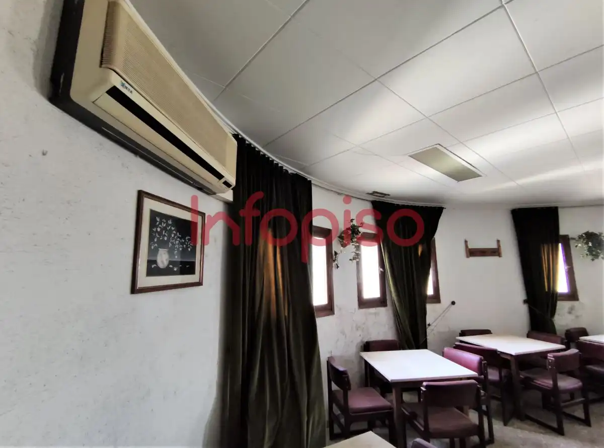 Local commercial à vendre à Valdepeñas, imagen 8