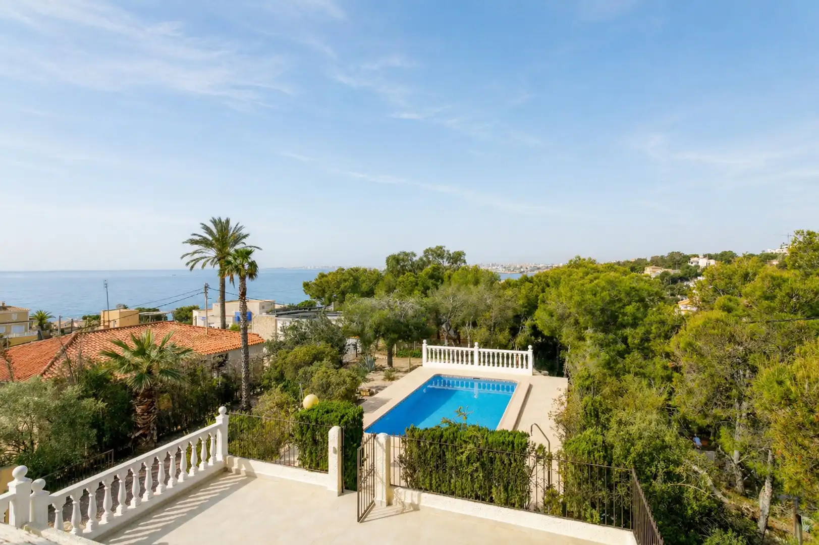 Swimming pool of Houses for sale in El Campello  with Air Conditioner, Private garden and Terrace