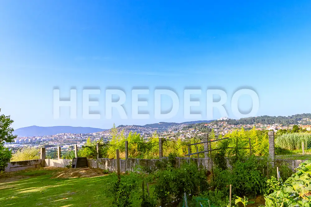 Casa o chalet en venta en Vigo  con Calefacción, Jardín privado y Terraza