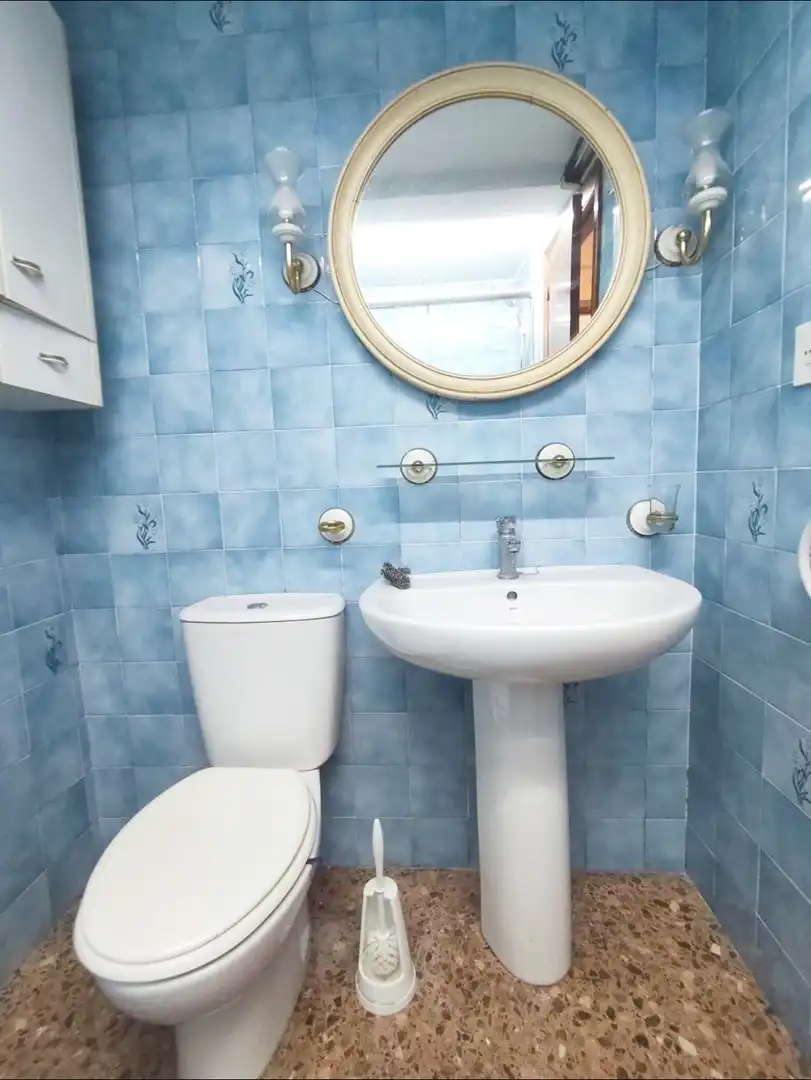 Bathroom of Flat for sale in Valencia  with Air Conditioner, Terrace and Balcony
