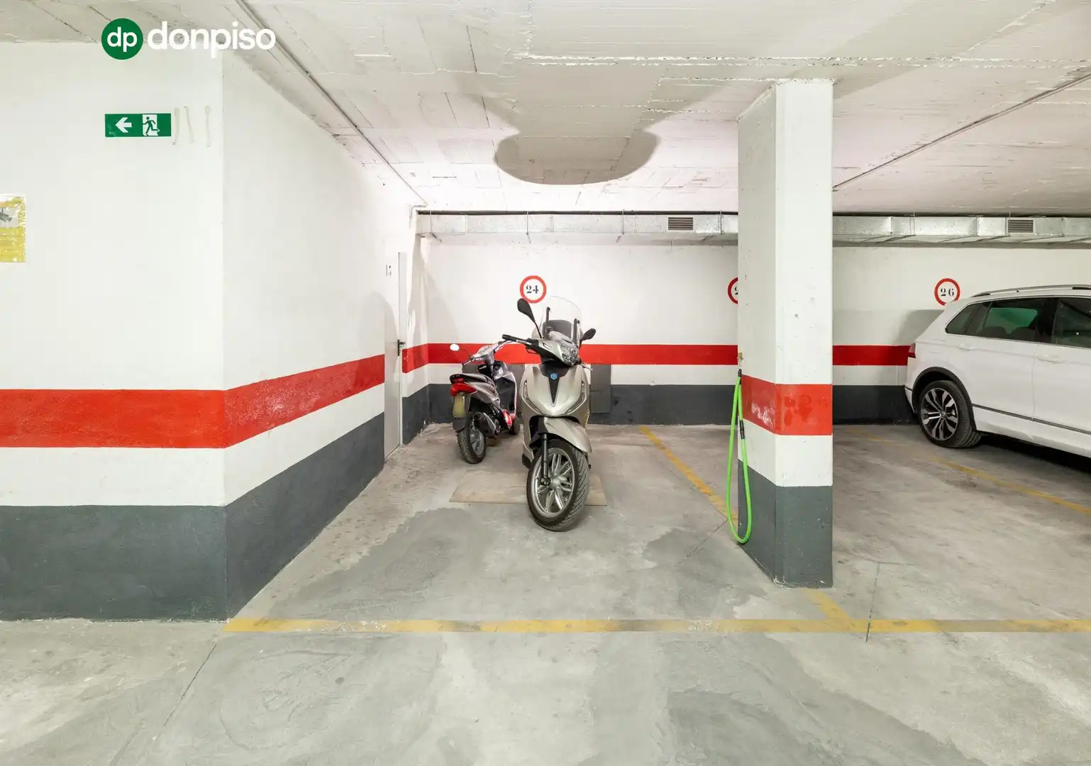 Parking of Flat for sale in Granada  with Air Conditioner, Heating and Storage room