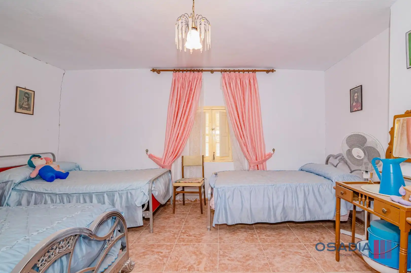 Dormitori de Casa adosada en venda en Escúzar