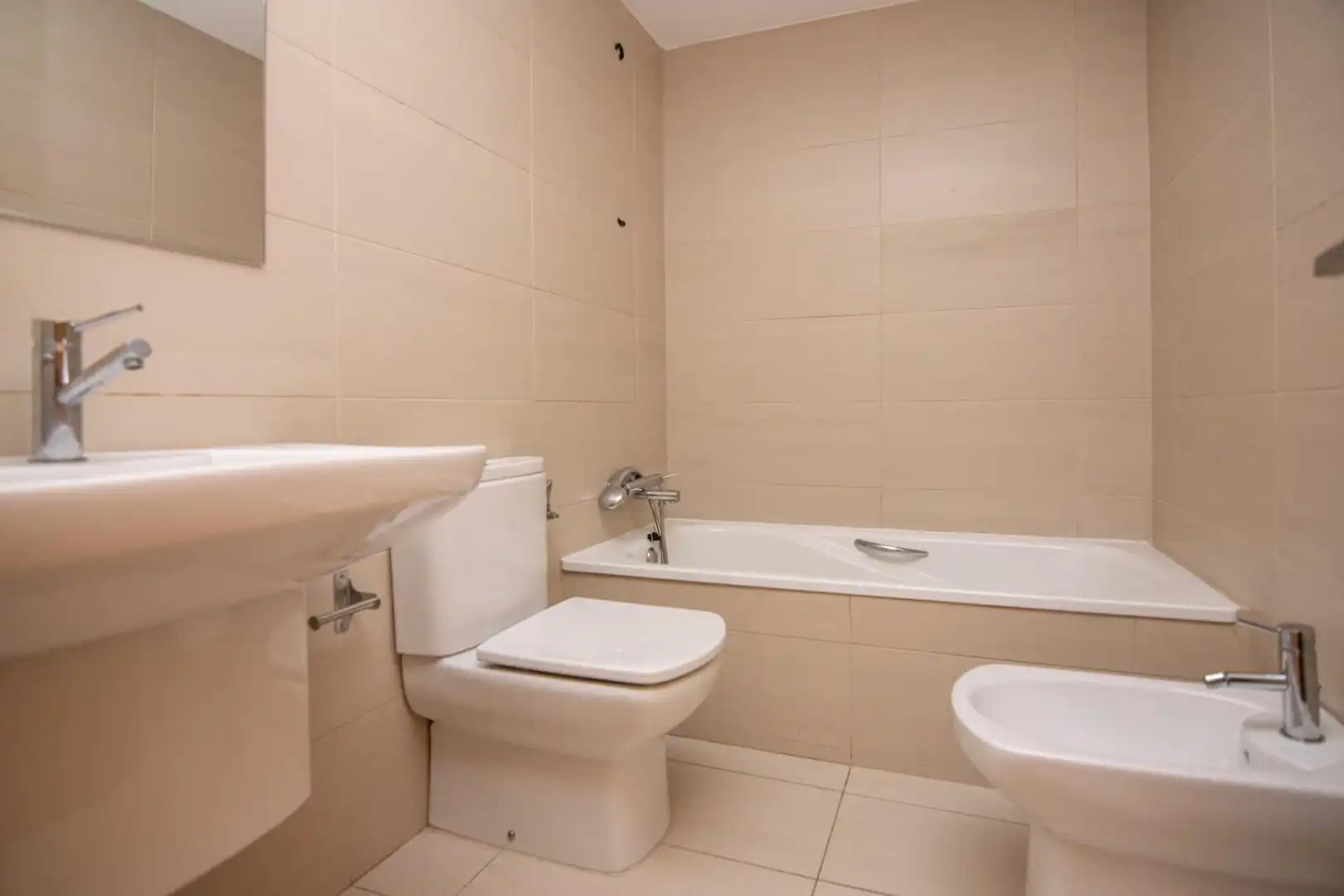 Baño de Piso en venta en A Coruña Capital  con Calefacción, Parquet y Trastero