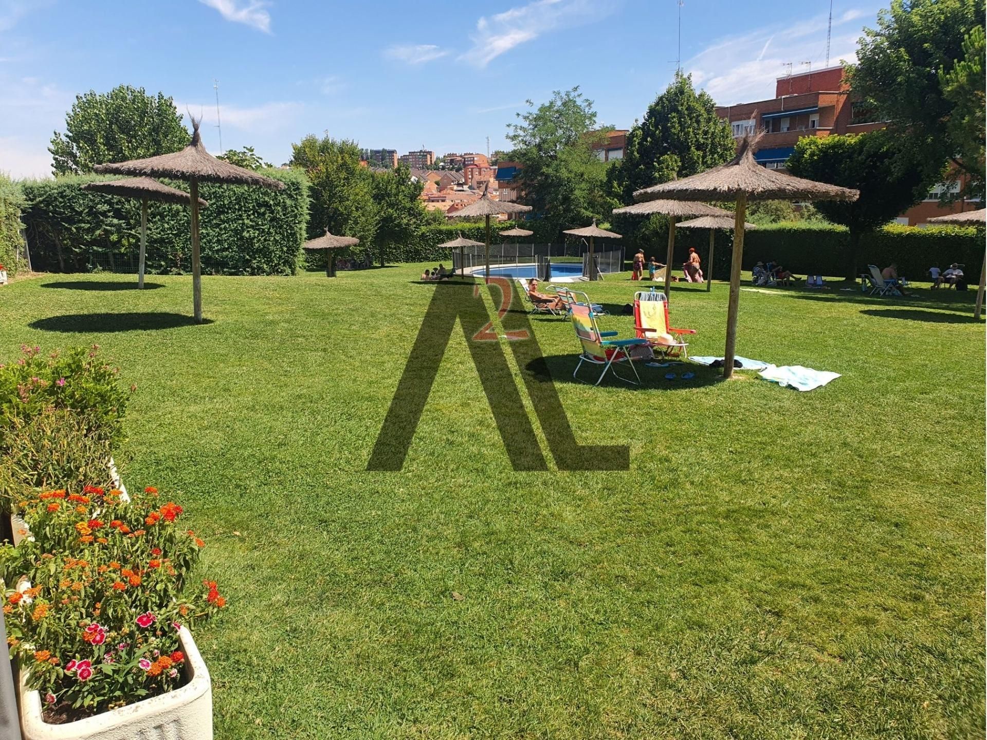 Garden of Flat to rent in Algete
