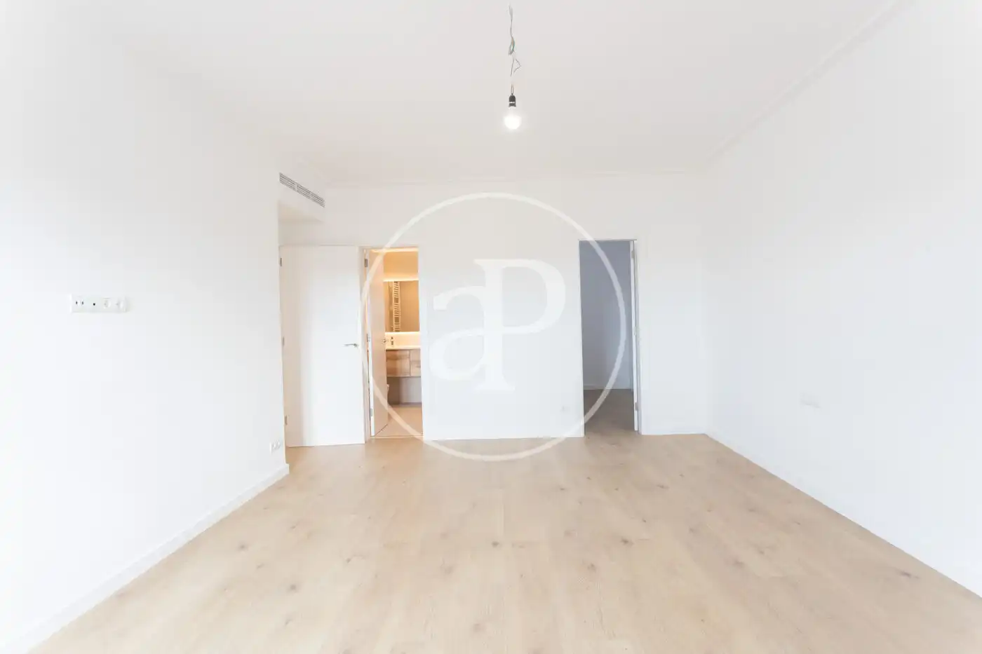 Sala de estar de Piso de alquiler en Barcelona con Aire acondicionado, Calefacción y Terraza