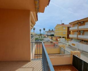 Exterior view of Single-family semi-detached for sale in Peñíscola / Peníscola  with Air Conditioner, Terrace and Balcony