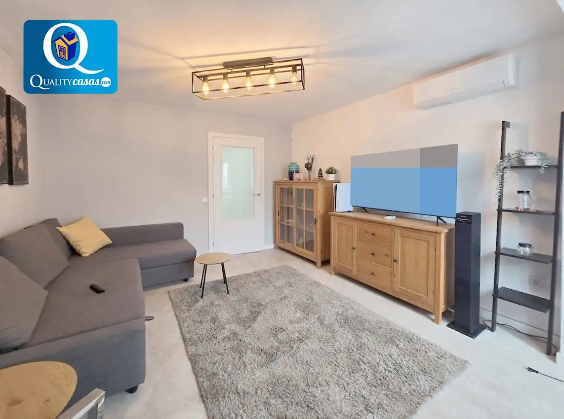 Wohnzimmer von Wohnungen zum Verkauf in Alicante / Alacant mit Klimaanlage und Balkon
