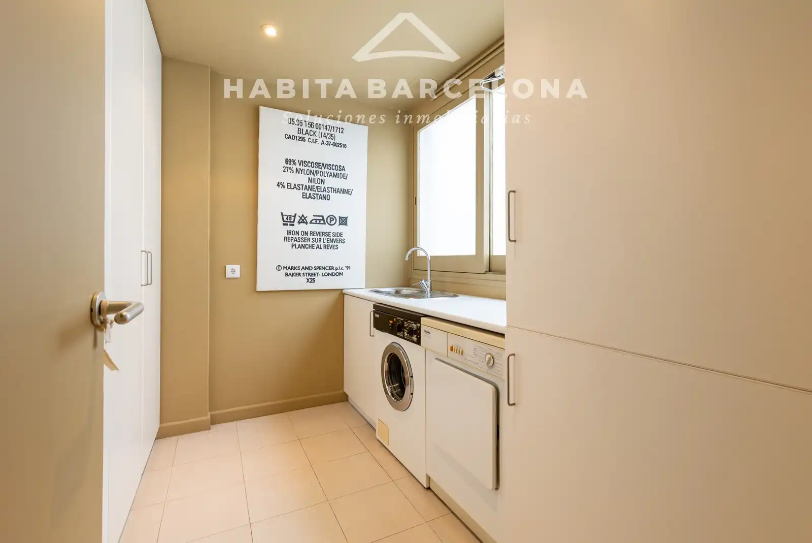 Habitación de Piso de alquiler en Barcelona con Aire acondicionado, Calefacción y Parquet