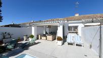 Terrassa de Casa o xalet en venda en Chiclana de la Frontera amb Aire condicionat, Calefacció i Jardí privat