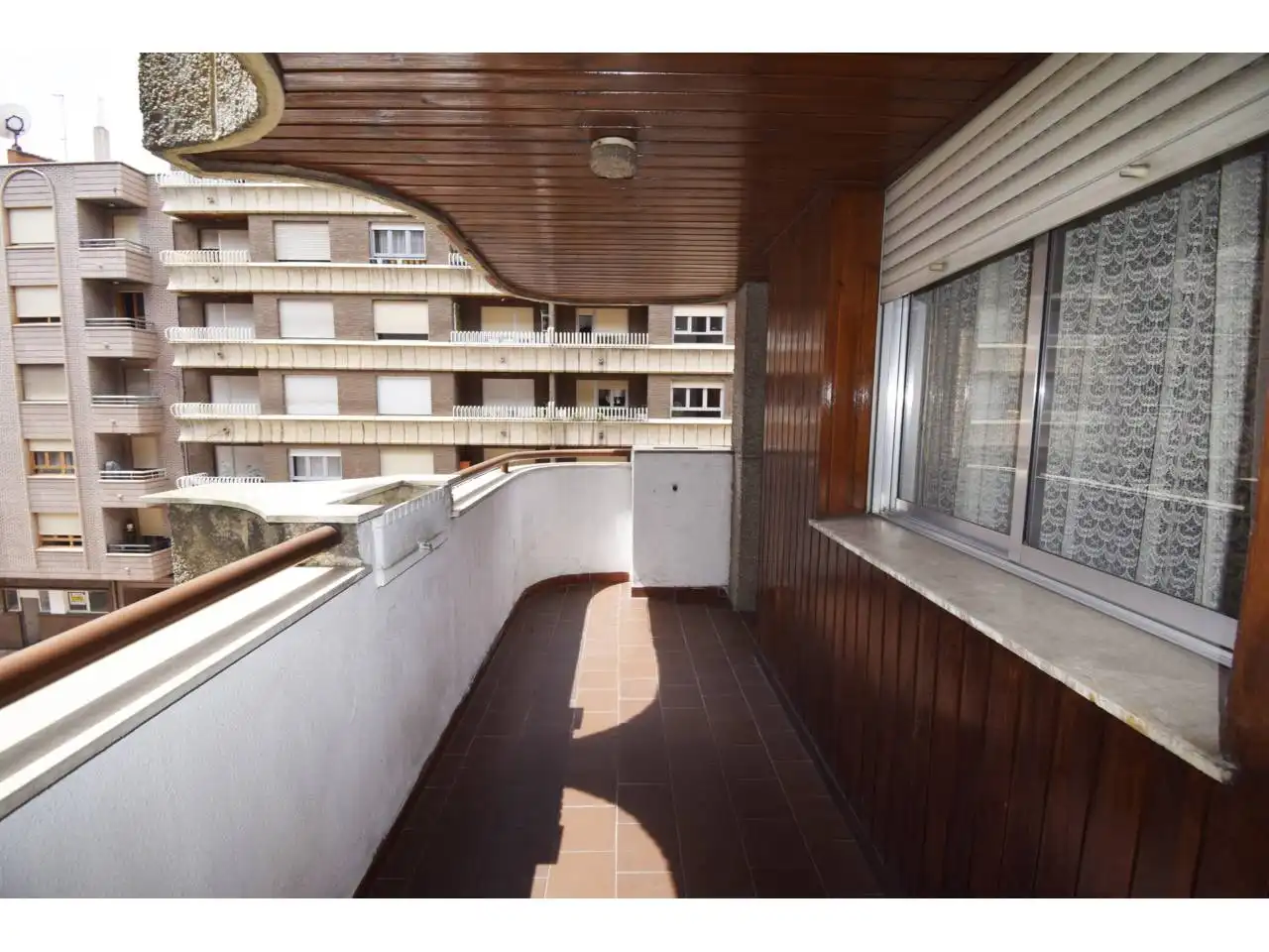 Terraza de Piso de alquiler en León Capital  con Calefacción, Terraza y Trastero