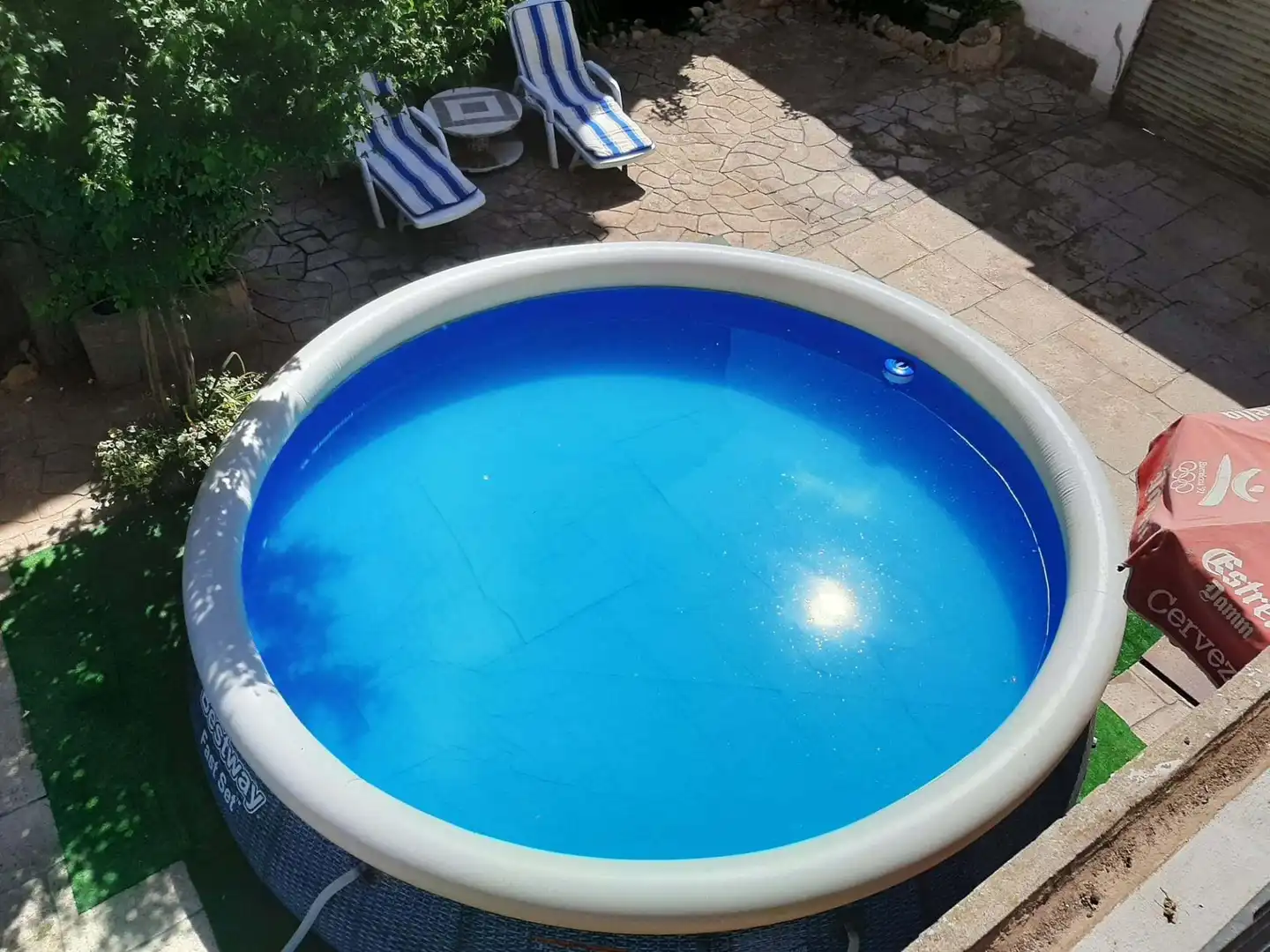 Schwimmbecken von Haus oder Chalet zum Verkauf in Pueyo de Santa Cruz mit Klimaanlage, Heizung und Privatgarten