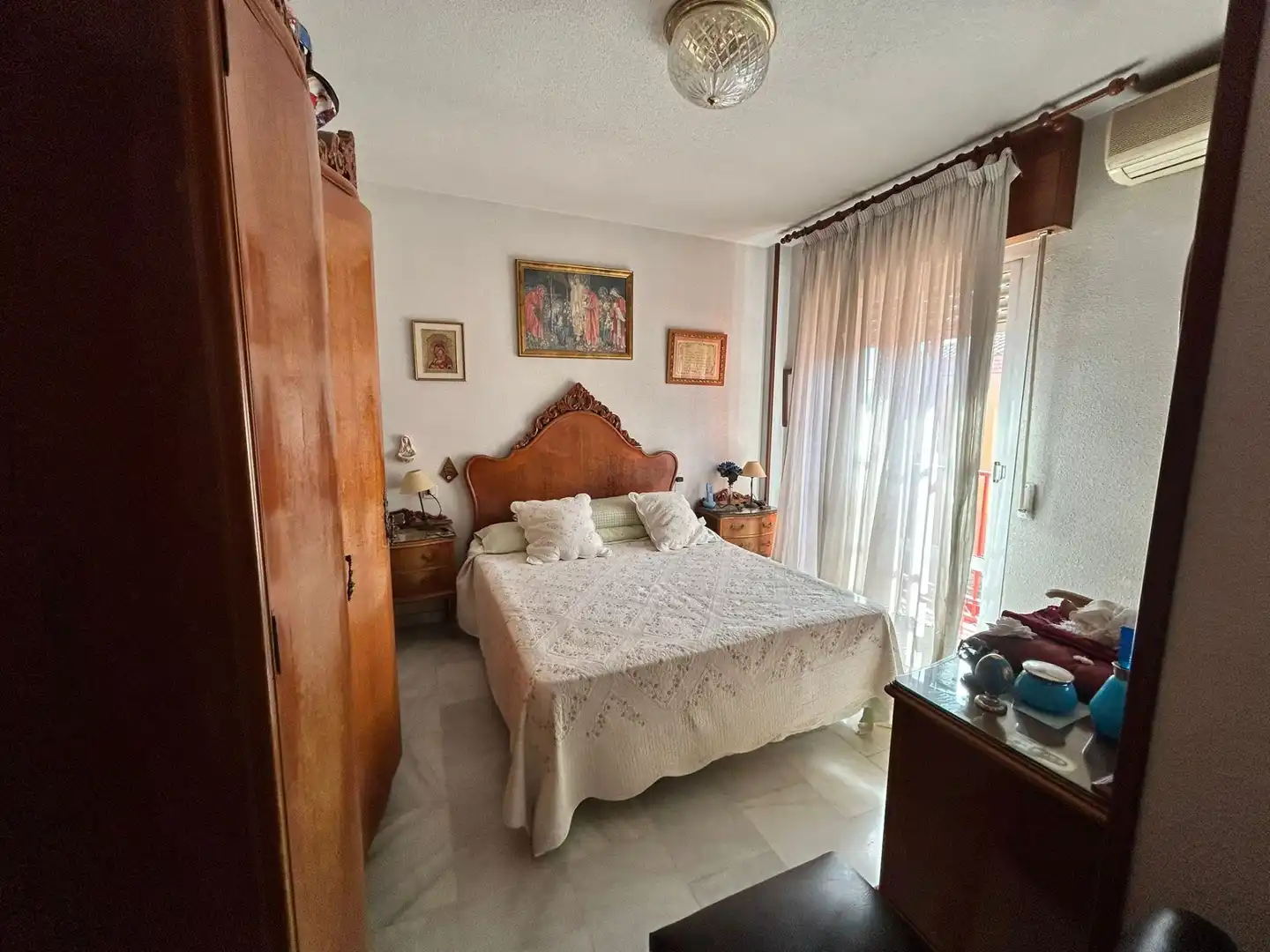 Habitación de Casa adosada en venta en Granada con Aire acondicionado, Calefacción y Terraza