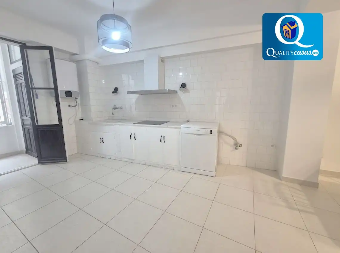 Cocina de Piso de alquiler en Alicante / Alacant con Aire acondicionado